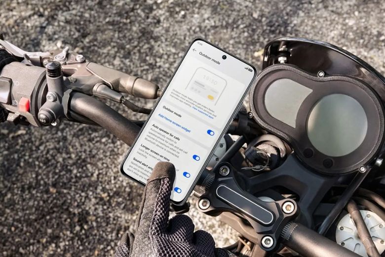 Màn hình OPPO A6 Pro AMOLED 120Hz hiển thị sắc nét