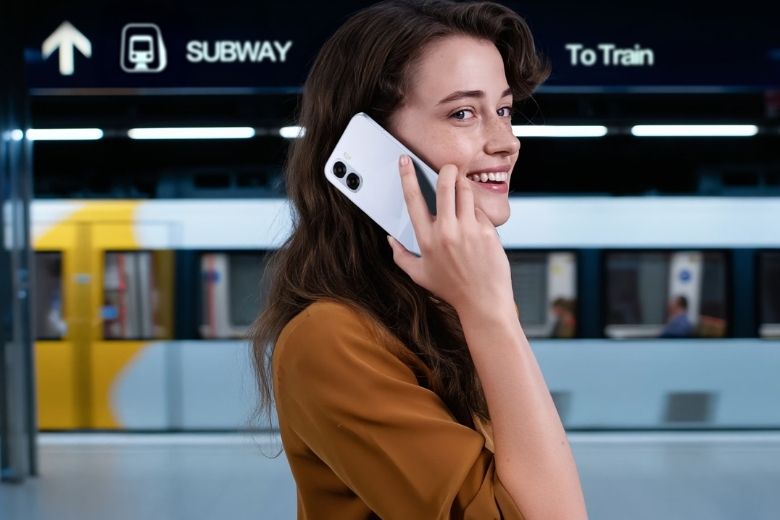OPPO A6t giá bao nhiêu 