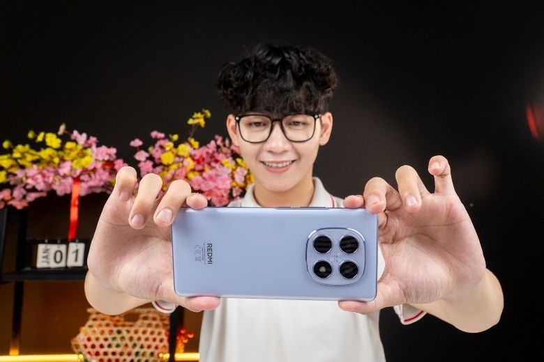 Redmi Note 15 ra mắt: Pin 6000mAh Và Màn Hình 3200 Nits 3 Redmi Note 15 ra mắt camera 108MP