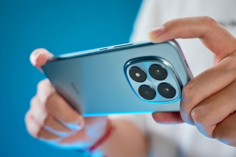 So sánh camera Redmi Note 15 5G và Galaxy A36 5G