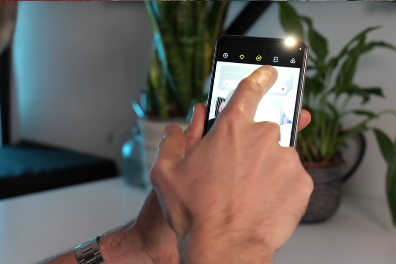 So sánh TECNO Spark Go 3 và Spark Go 2 camera trước