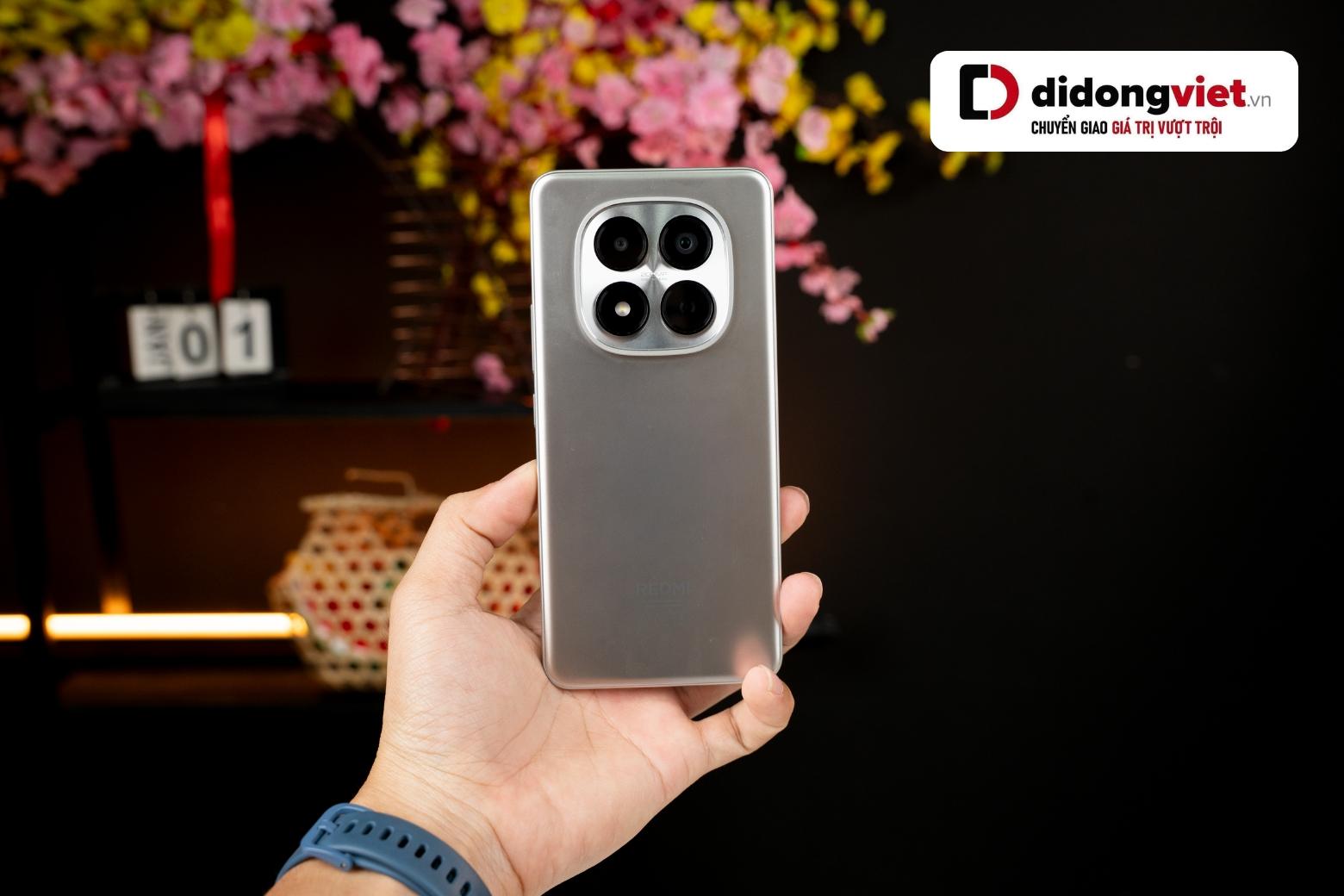 Trên tay Xiaomi Redmi Note 15 Pro: Đánh giá thiết kế, hiệu năng và pin thực tế 7 Trên tay Xiaomi Redmi Note 15 Pro thiết kế đầm chắc