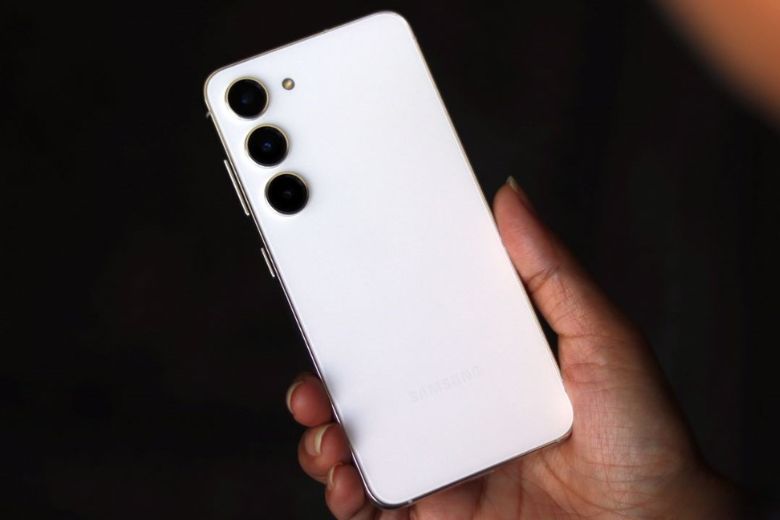 Camera góc siêu rộng trên Samsung Galaxy S26