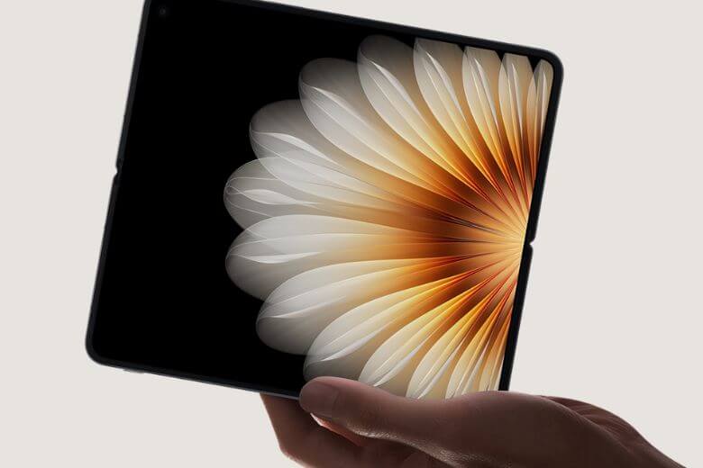 OPPO Find N6 trang bị màn hình kép LTPO OLED 120Hz, hỗ trợ stylus cả 2 màn - tính năng hiếm có.