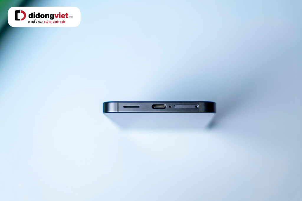 Có nên mua Samsung Galaxy S26? Chip 2nm, AI chủ động và thiết kế mỏng nhẹ nhất từ trước đến nay 18 Thiết kế cạnh dưới của Samsung Galaxy S26