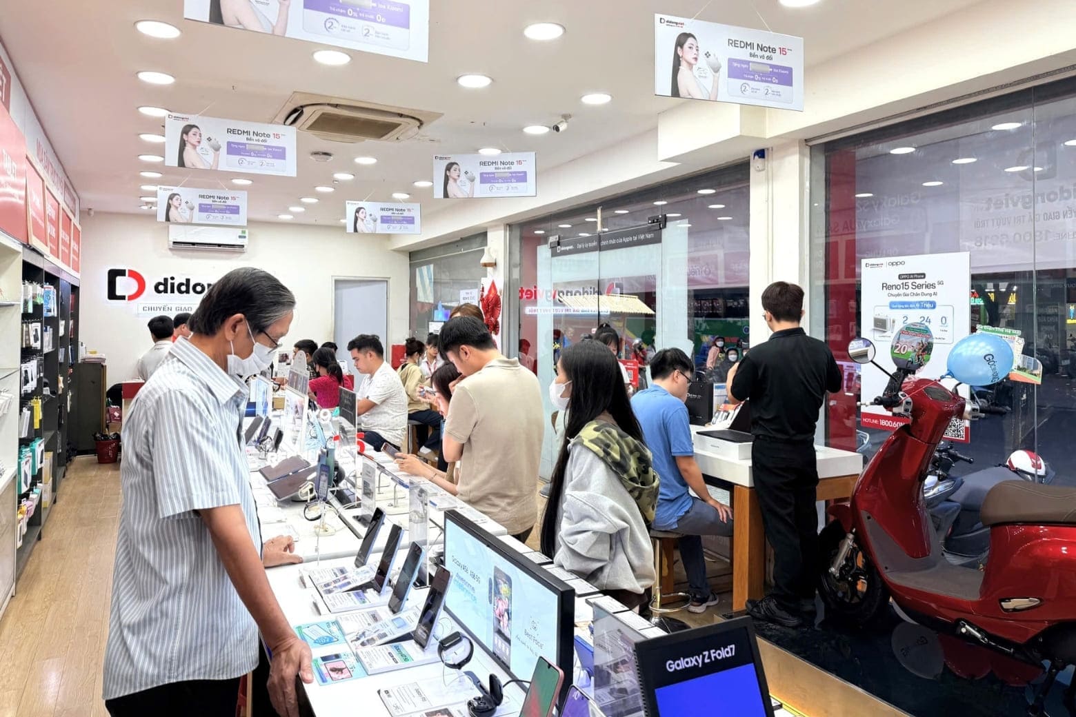 Giá Samsung Galaxy S26 Plus 512GB cập nhật tháng 2/2026 6 Mua Samsung Galaxy S26 Plus 512GB chính hãng tại Di Động Việt