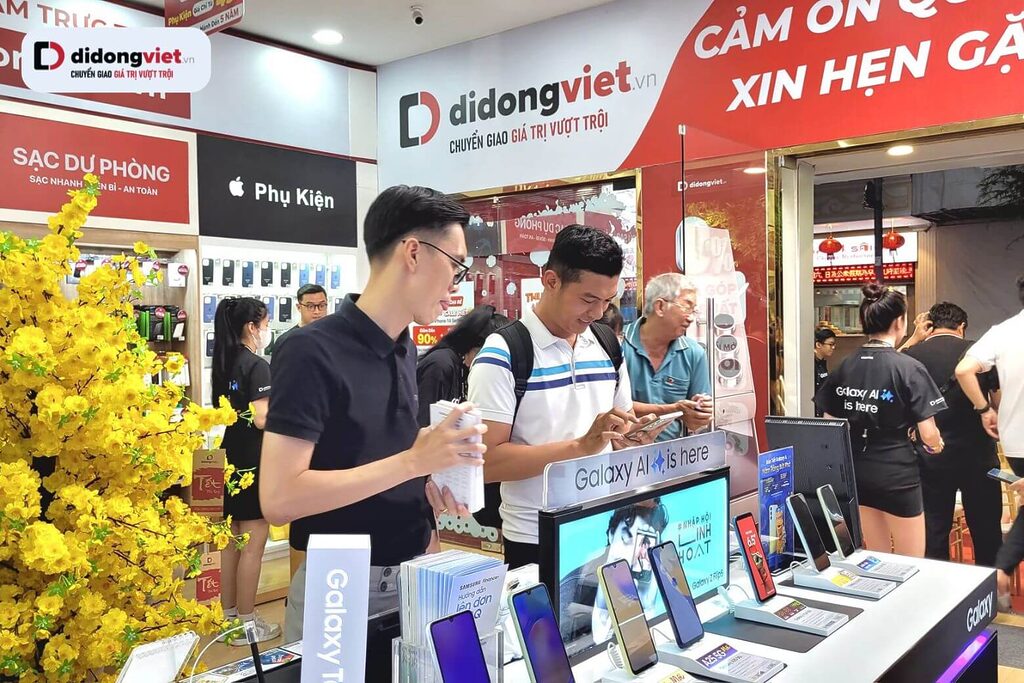 Mua Samsung Galaxy S26 giá tốt, trả góp 0% tại Di Động Việt 8 Đặt mua Samsung Galaxy S26 tại Di Động Việt nhanh chóng, dễ dàng chỉ với 4 bước đơn giản.