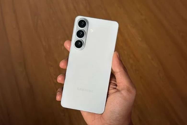 Samsung Galaxy S26 Plus 256GB giá bao nhiêu? Cập nhật liên tục! 7 Giá Samsung Galaxy S26 Plus 256GB