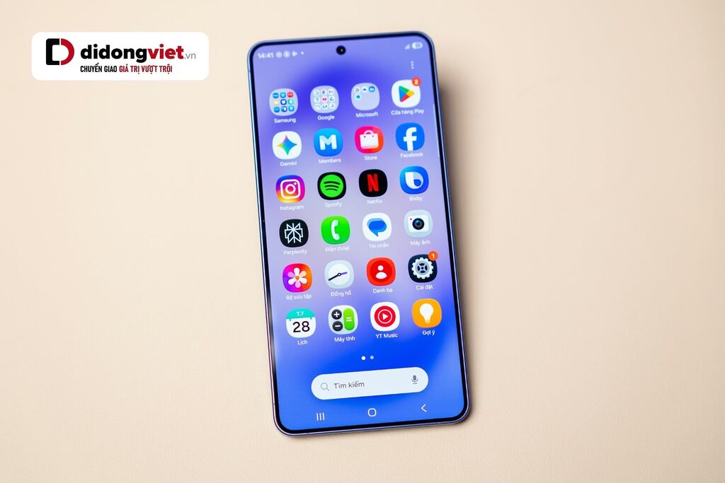 Samsung Galaxy S26 Plus có gì mới — chip 2nm đầu tiên thế giới, camera Adaptive Pixel zoom 30x, pin sạc 45W, mỏng 7.3mm 11 samsung galaxy s26 plus co gi moi didongviet 2 2