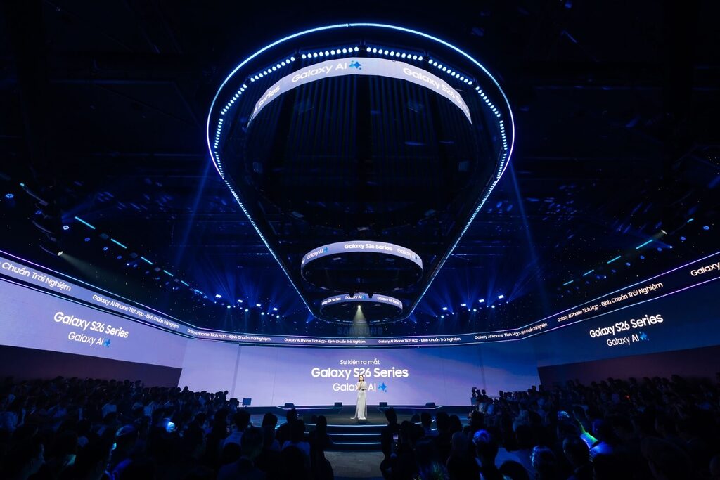 Samsung Galaxy S26 Plus có gì mới — chip 2nm đầu tiên thế giới, camera Adaptive Pixel zoom 30x, pin sạc 45W, mỏng 7.3mm 20 samsung galaxy s26 plus co gi moi ra mat didongviet 12