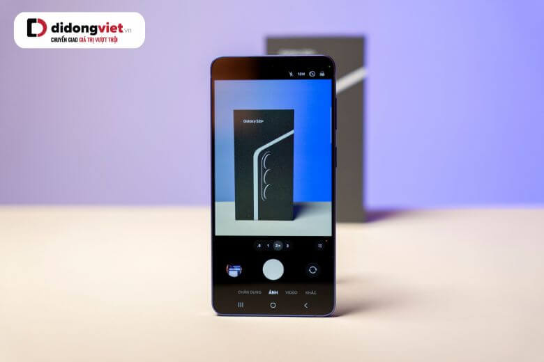 Samsung Galaxy S26 Plus giá bao nhiêu? Ra mắt khi nào? Tính năng có gì? 18 Camera Galaxy S26 Plus trang bị AI thông minh với Adaptive Pixel, tự nhận diện ánh sáng để tối ưu từng bức ảnh