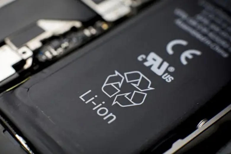 Có nên mua Samsung Galaxy S26 Plus? 5 điểm mạnh và 3 điểm yếu 2026 12 Samsung Galaxy S26 Plus pin và sạc