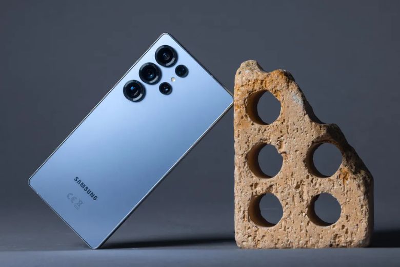 Những yếu tố ảnh hưởng đến giá Samsung Galaxy S26 Ultra 1TB