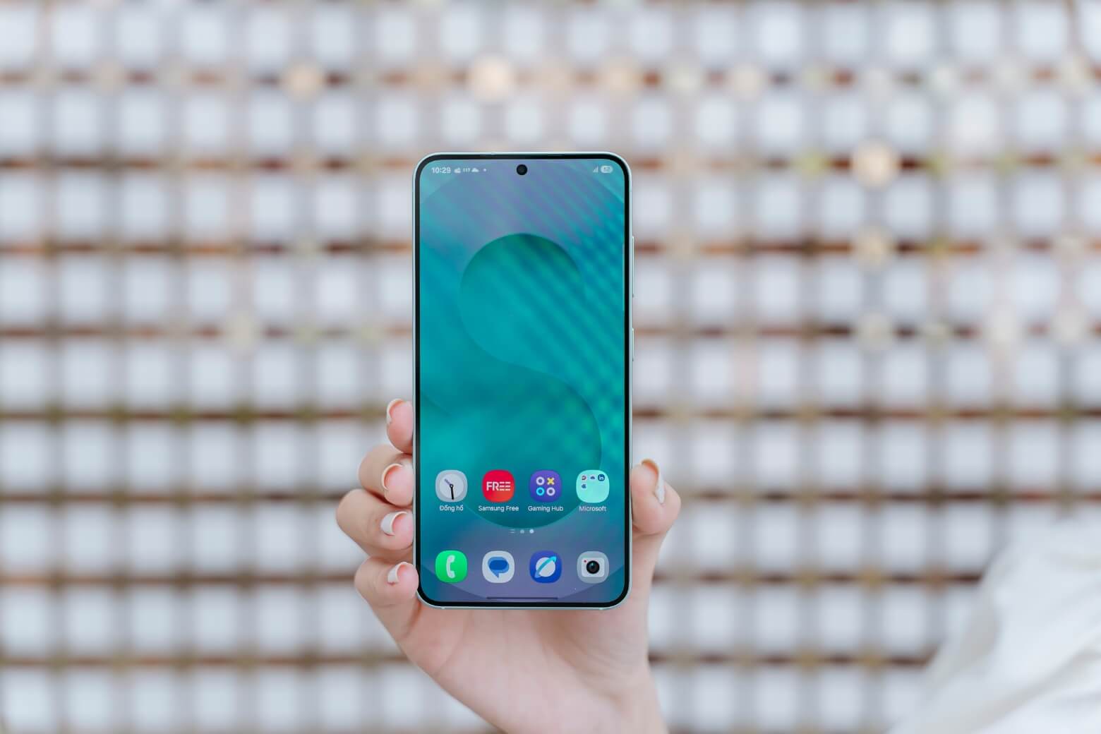 So sánh Samsung Galaxy S26 và S25: Nâng cấp đáng giá hay chỉ là bản cải tiến nhẹ? 15 So sánh Samsung Galaxy S26 với Samsung Galaxy S25 hiển thị