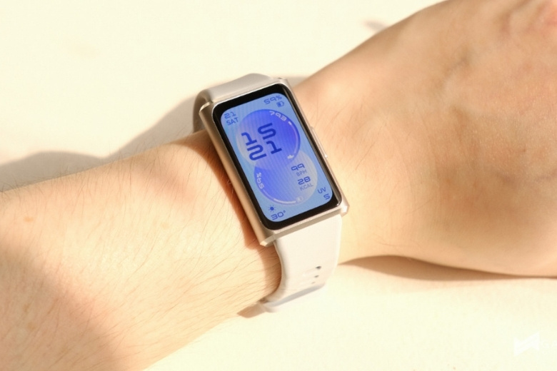 Trải nghiệm Huawei Band 11 Pro: Pin 14 ngày, GPS, 2.000 nits 9 Thiết kế Huawei Band 11 Pro