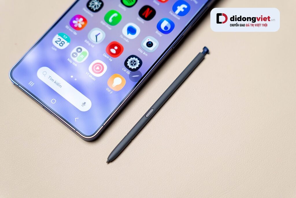 Samsung Galaxy S26 Ultra đáng mua - flagship toàn diện cho người chuyên nghiệp với camera pro, màn hình sáng, hiệu năng mạnh, S Pen và Privacy Display.