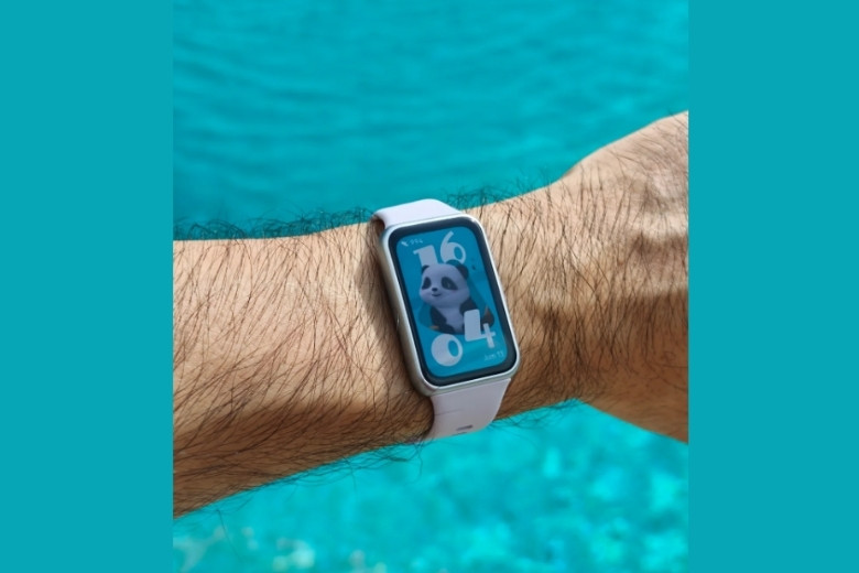 trên tay Huawei Band 11 - tập luyện thoải mái chống nước 5ATM