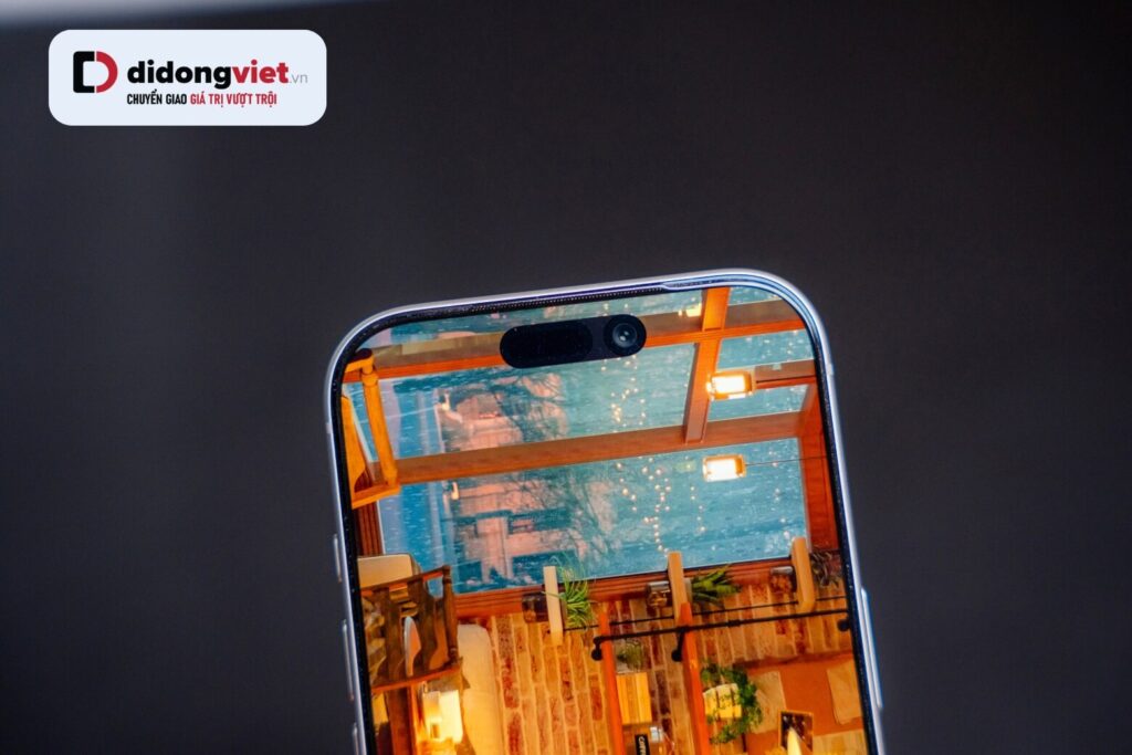 Cấu hình iPhone 17 Pro sau 6 tháng: Sức mạnh phần cứng có xứng đáng để lên đời? 25 Màn hình iPhone 17 Pro 3.000 nits 120Hz rõ ràng dưới nắng