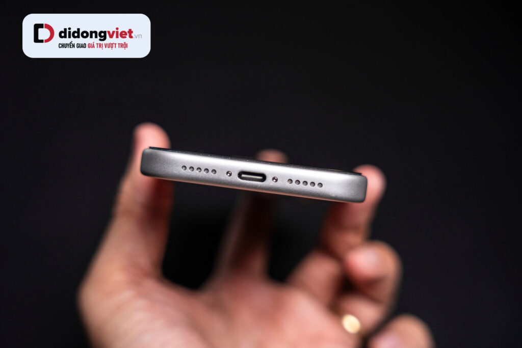 Cấu hình iPhone 17 Pro sau 6 tháng: Sức mạnh phần cứng có xứng đáng để lên đời? 26 Sạc PD 40W IC thông minh iPhone 17 Pro ngắt dòng ở 80-100%