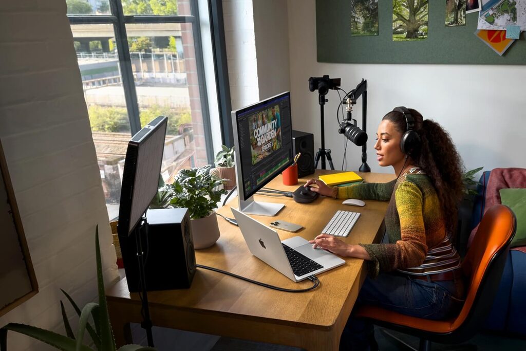 Cấu hình MacBook Pro M5 - Hiệu Năng Vô Cùng Mạnh Mẽ Với Chip M5 Pro 14 MacBook Pro M5 tích hợp Wi-Fi 7 và Bluetooth 6 cung cấp kết nối siêu nhanh và ổn định.