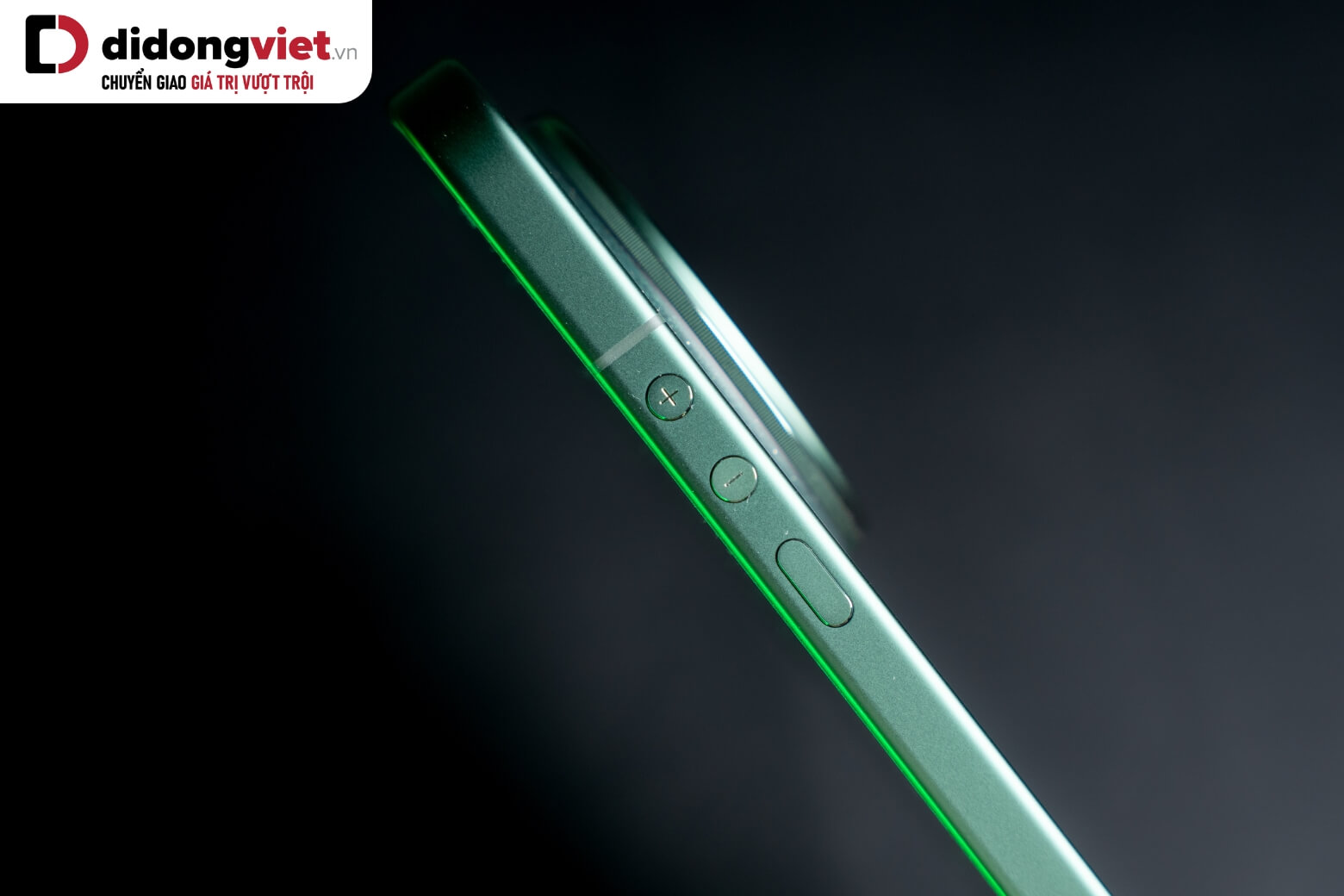 Thiết kế Xiaomi 17 Ultra có gì mới về ngoại hình, camera? 6 khung viền titan và mặt lưng cao cấp của Xiaomi 17 Ultra