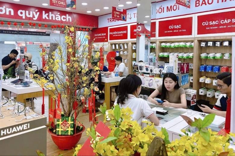 Khai trương diện mạo mới Di Động Việt Đồng Khởi & Quang Trung cùng loạt ưu đãi hấp dẫn. 3 Diện mạo mới Di Động Việt 19 Đồng Khởi