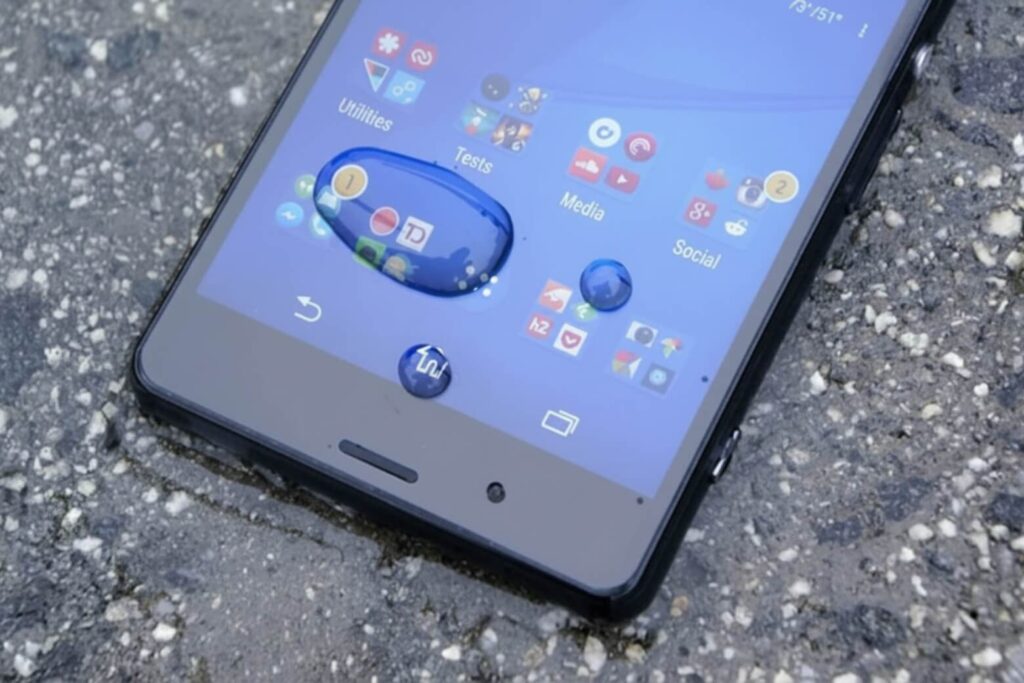 Va Đập Hoặc Nước Vào Có Thể Khiến Màn Hình Chảy Mực, Loang Màu Hoặc Mất Hiển Thị.