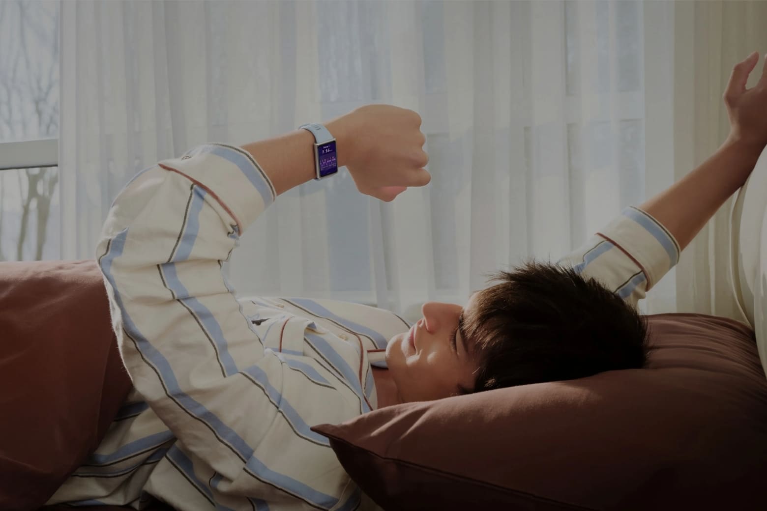 Pin 300 mAh sử dụng đến 14 ngày