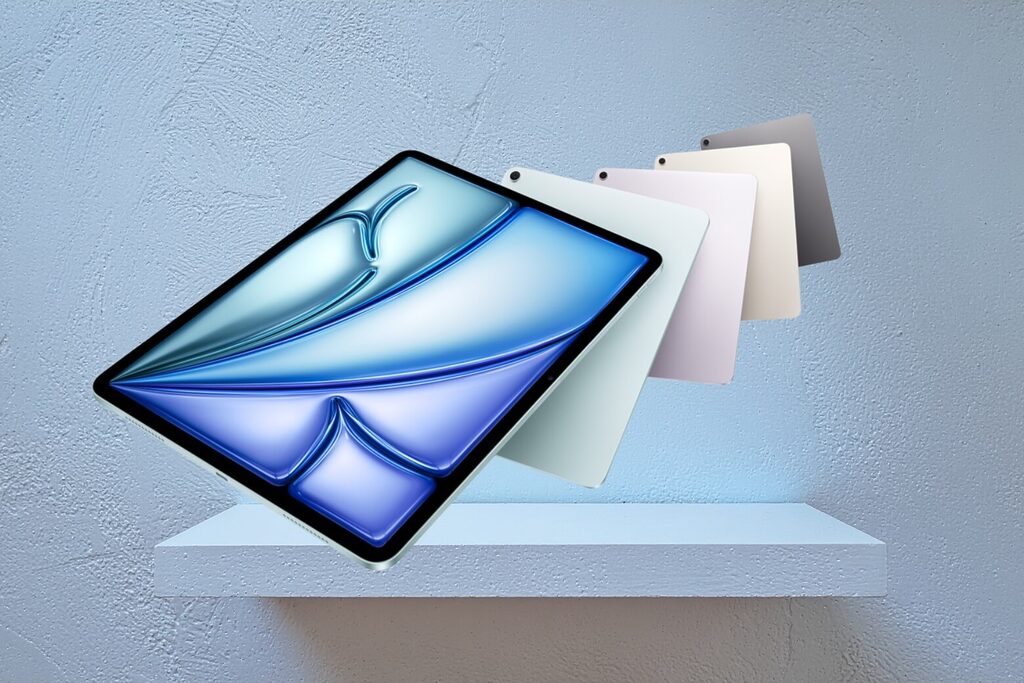 iPad Air M4 11 inch nhỏ gọn, nhẹ và dễ cầm, phù hợp với người thường xuyên di chuyển.