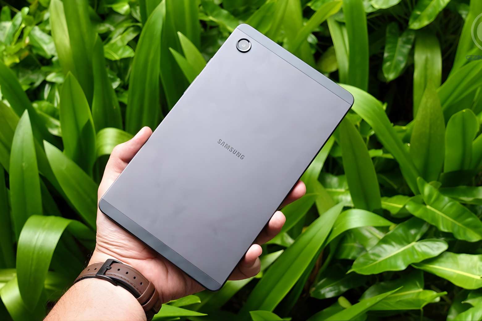 Có nên mua iPad giá rẻ dưới 3 triệu hay chọn máy khác tốt hơn? 14 iPad giá rẻ dưới 3 triệu Samsung Galaxy Tab A9