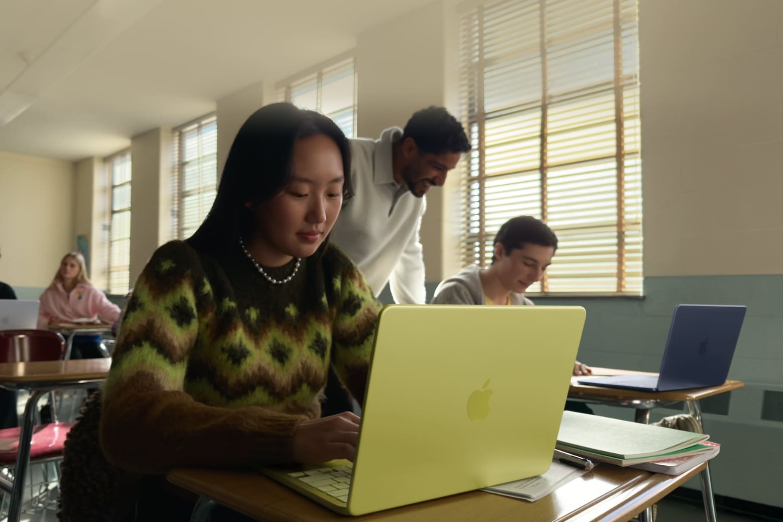 MacBook Neo có gì mới? Chip A18 Pro, thiết kế, giá bán bao nhiêu? 6 Thiết kế MacBook Neo gọn nhẹ với nhiều màu sắc trẻ trung