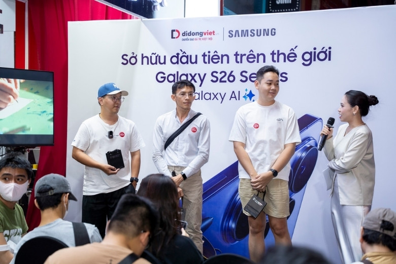 Di Động Việt mở bán Samsung Galaxy S26 Series: Trả hàng xuyên đêm, ngập tràn ưu đãi khủng (Cập nhật ảnh đêm mở bán) 14 Di Động Việt mở bán Samsung Galaxy S26 Series - Hình ảnh đêm mở bán