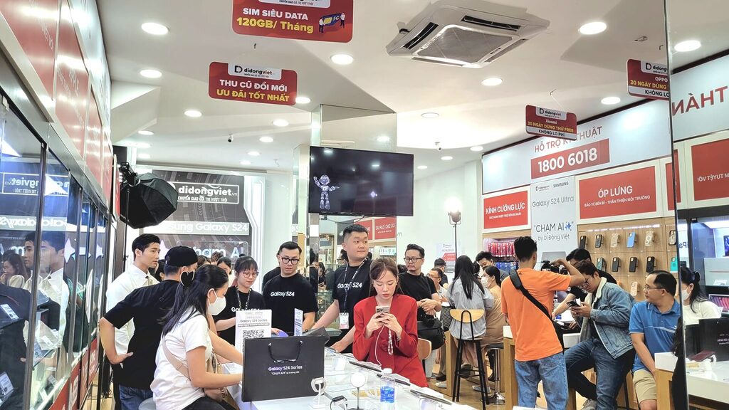 mua macbook pro m5 tai didongviet