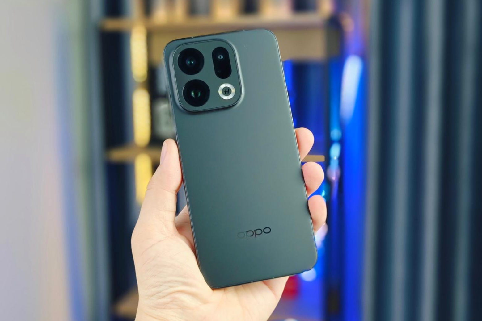 OPPO Find X9s màu Xanh lam