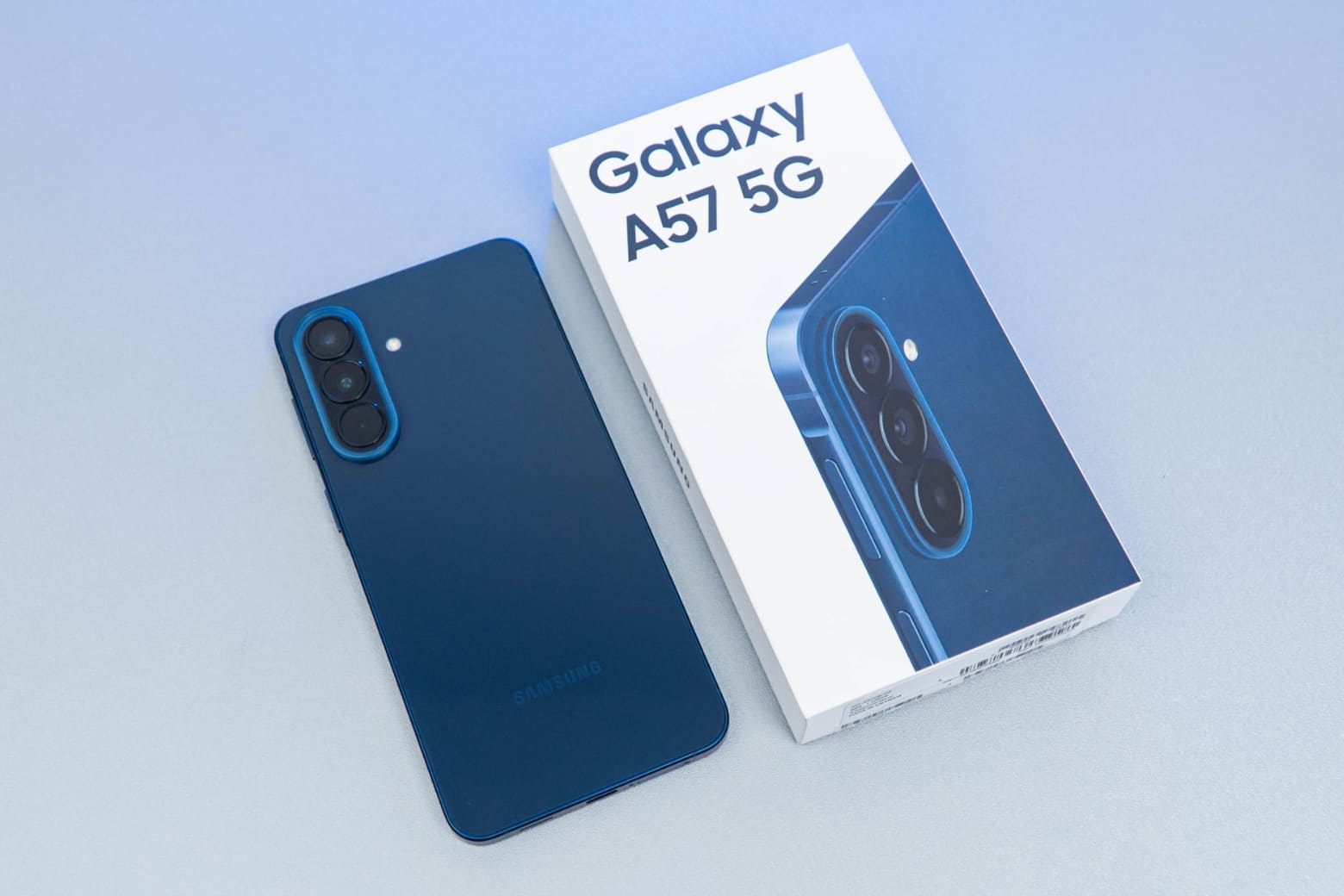 Samsung Galaxy A57 có mấy màu? Đánh giá chi tiết bảng màu sắc 2026 8 Màu Xanh đêm (Navy)