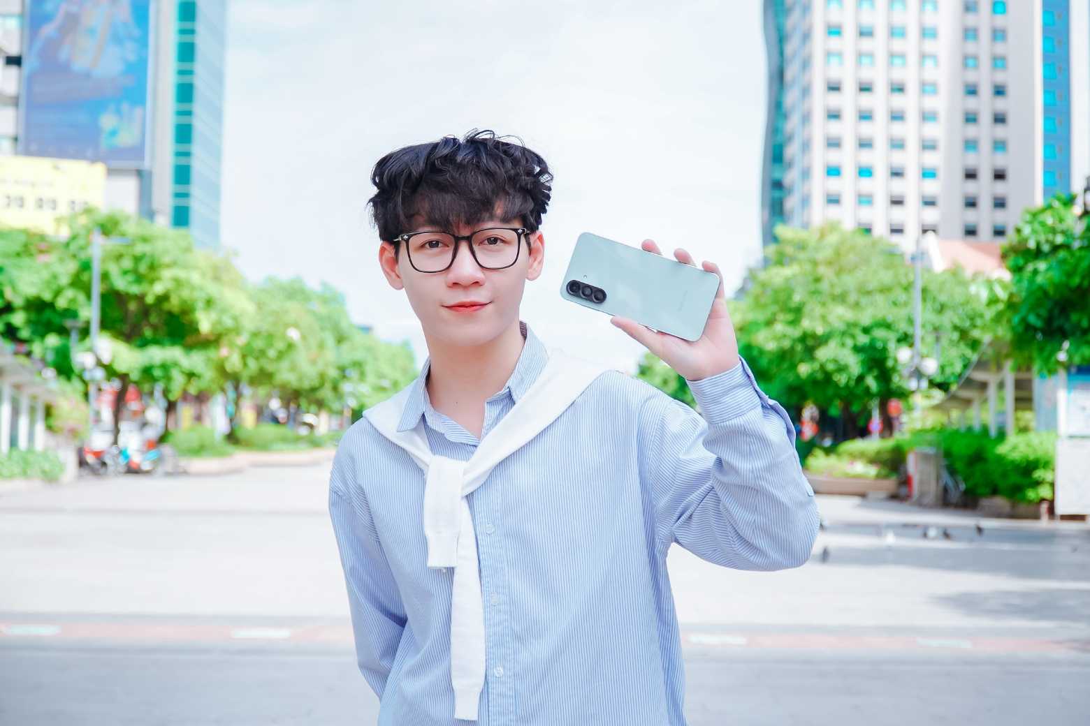 So sánh Galaxy A57 và Galaxy A56: Đâu là phiên bản tốt hơn? 24 So sánh Galaxy A57 và Galaxy A56 chọn Samsung Galaxy A56