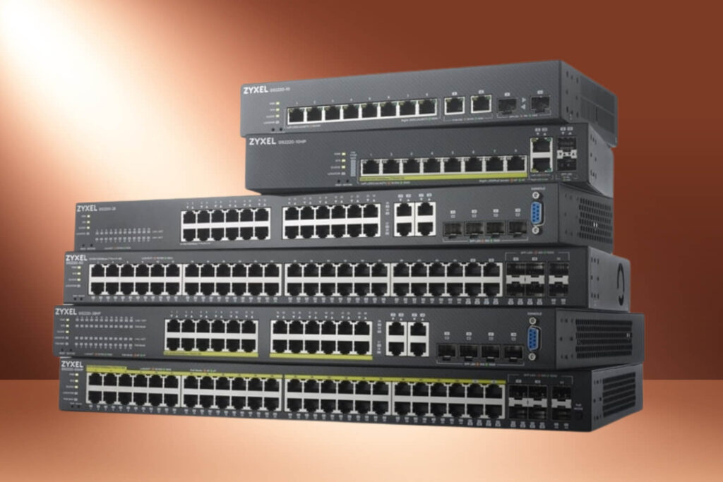 Switch là gì? Giải pháp kết nối LAN tốc độ cao, không độ trễ cho Smarthome và Camera 12 Full-duplex giúp Switch gửi và nhận dữ liệu cùng lúc, giảm độ trễ và tăng tốc mạng.