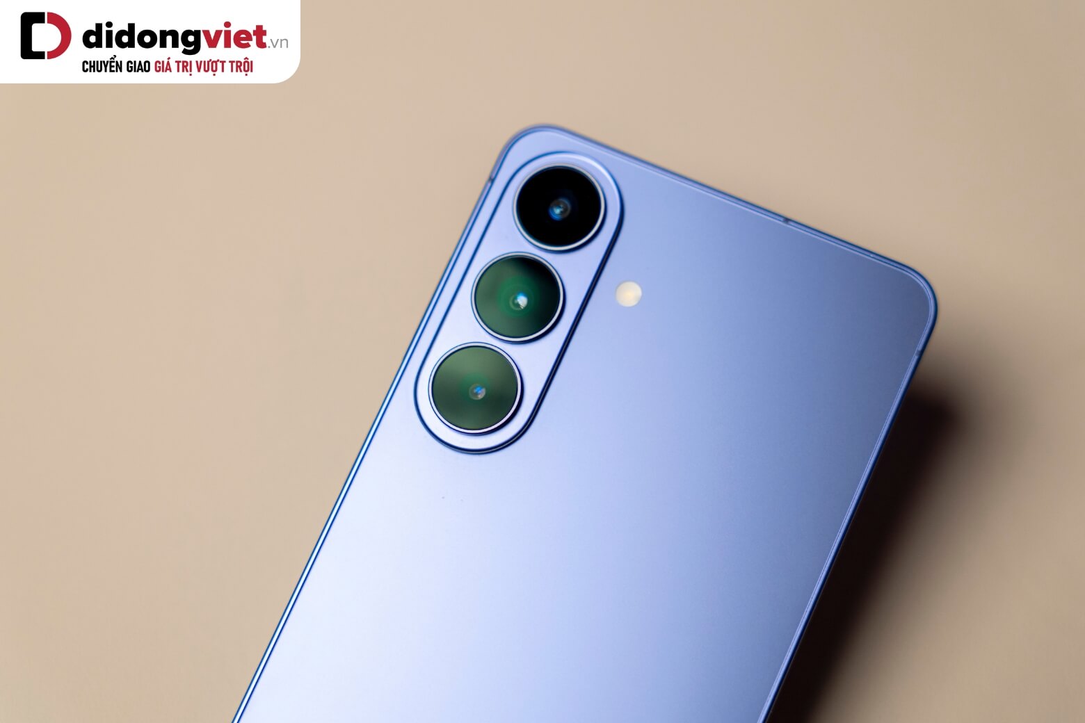 Trên tay Samsung Galaxy S26 Plus