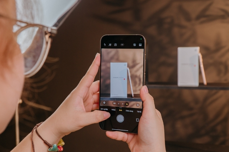 Cấu hình Xiaomi 15T Pro: Sự thật Chip Dimensity 9400+ và sạc 90W 9 Chất ảnh chụp bởi Xiaomi 15T Pro