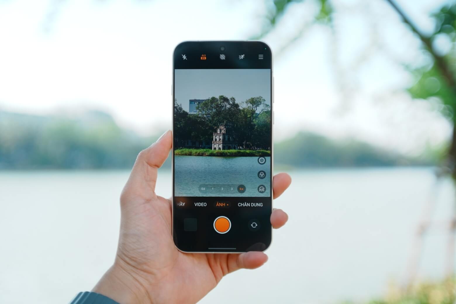 Camera tele là gì? Sự thật phía sau khả năng zoom “đỉnh cao” 11 camera tele là gì một số hạn chế