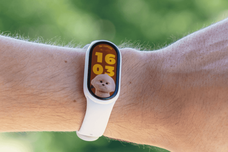 Có nên mua Xiaomi Band 10 ở thời điểm này? Đánh giá chi tiết và lời khuyên nâng cấp 10 có nên mua xiaomi band 10 - ai nên mua?