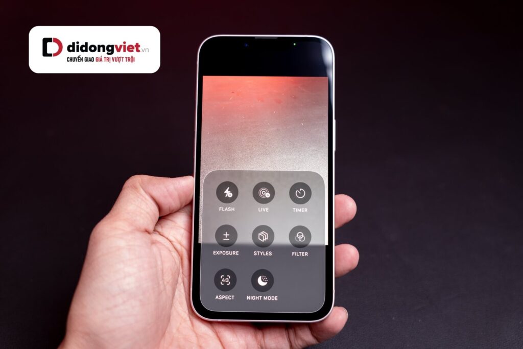 Đánh giá camera iPhone 17e: Trải nghiệm thực chiến khi thuật toán gánh phần cứng 12 Smart HDR 5 và pixel binning giúp iPhone 17e cân bằng sáng tốt, chụp nhanh và tối ưu chi tiết theo từng nhu cầu.