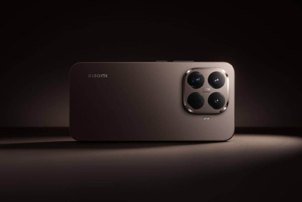 Đánh giá camera Xiaomi 15T Pro: Chi tiết trải nghiệm nhiếp ảnh đường phố với ống kính Tele 5X 14 Leica Authentic thiên về tương phản, Leica Vibrant rực rỡ hơn.