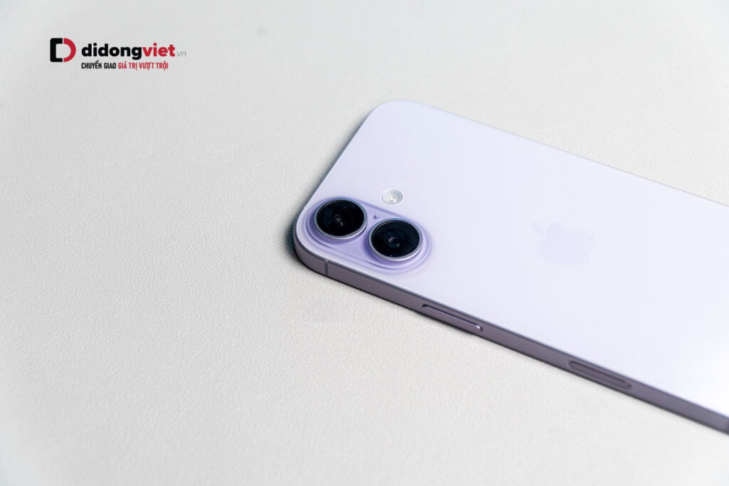 Đánh giá hiệu năng iPhone 17 sau 7 tháng: Chip A19 đạt 1.7 triệu điểm AnTuTu có thực sự đỉnh cao? 9 Khi chơi game nặng lâu ngoài môi trường nóng, iPhone 17 tiêu chuẩn bắt đầu lộ giới hạn tản nhiệt