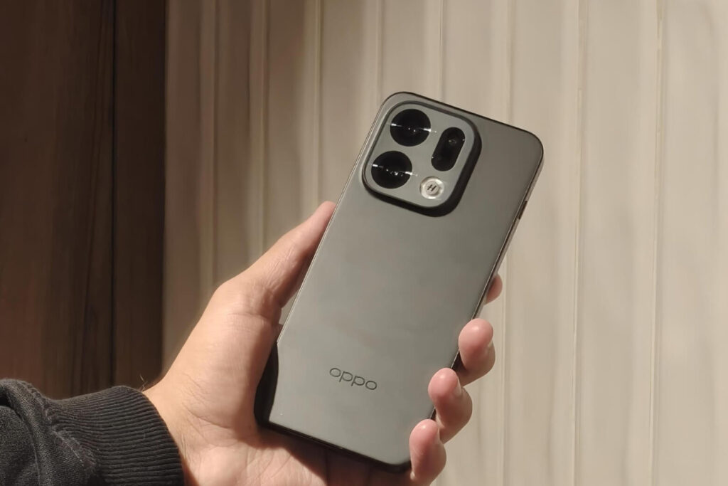 Đánh giá OPPO Find X9s: Trải nghiệm thực tế về pin, camera và cảm giác sử dụng hằng ngày 6 Đánh giá OPPO Find X9s