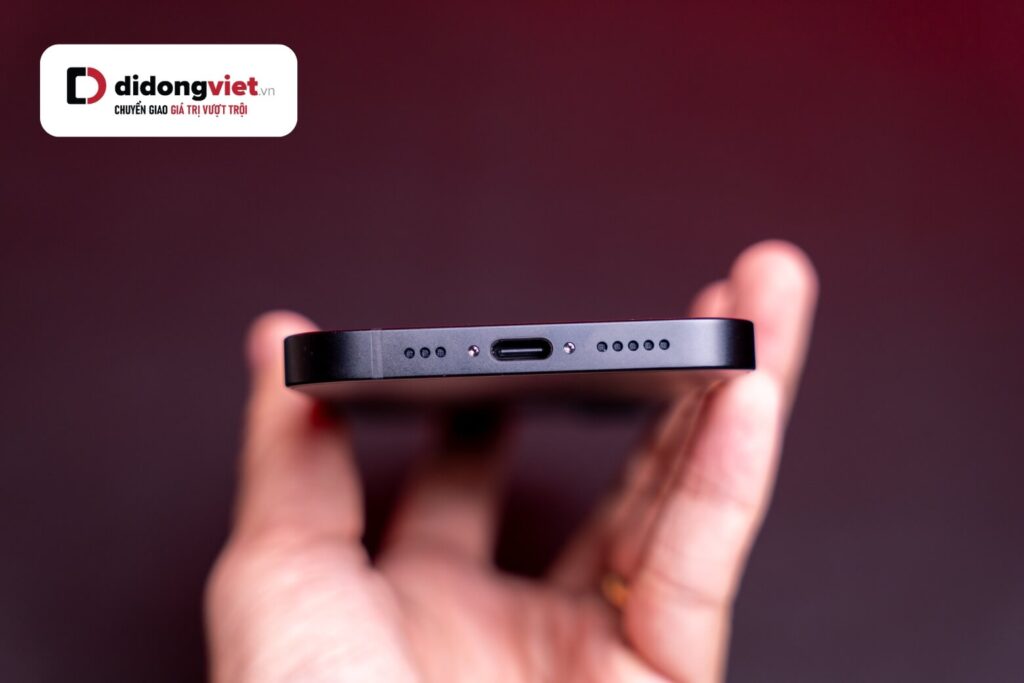 Đánh giá pin iPhone 17e: Thời lượng thực tế có đáp ứng đủ nhu cầu? 16 iPhone 17e hỗ trợ sạc nhanh, MagSafe/Qi2 và có giới hạn 80% giúp giảm chai pin.