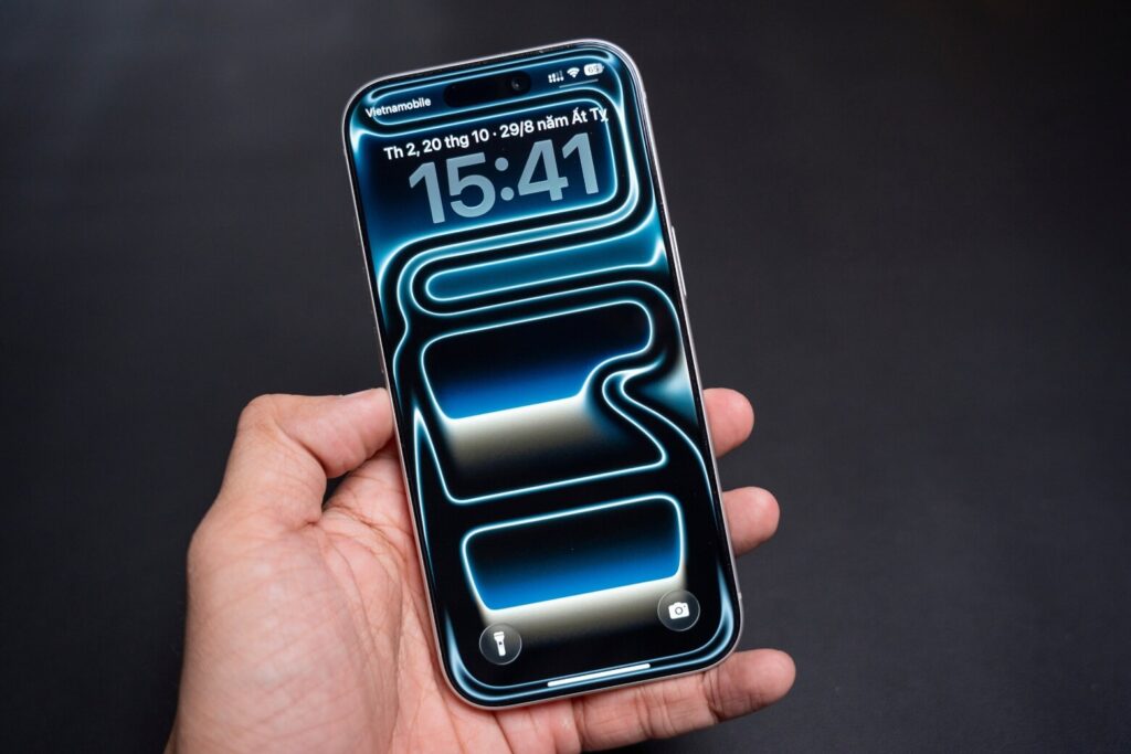 Đánh giá thiết kế iPhone 17 Pro sau 7 tháng: Sự thật về công thái học và hao mòn vật liệu 14 đánh giá thiết kế iPhone 17 Pro