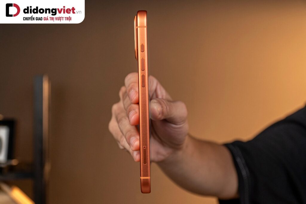 Đánh giá thiết kế iPhone 17 Pro Max sau 6 tháng: Sự thật đằng sau khung nhôm và cụm camera ngang 11 Đánh giá thiết kế iPhone 17 Pro Max