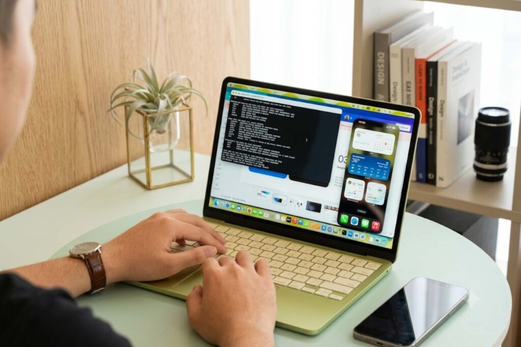 Đánh giá thiết kế MacBook Neo chi tiết và những điểm cần đánh đổi 15 MacBook Neo chuyển sang kiến trúc fanless với chip A18 Pro và tản nhiệt thụ động qua khung nhôm.