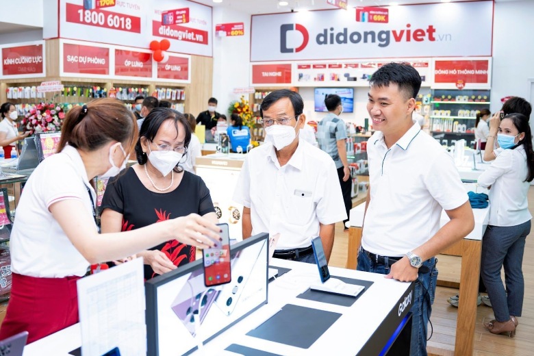 Siêu Sale Ngày Đôi 4.4 - 5.4: Săn deal cực cháy tại di động việt 4 di dong viet dong khach mua sam